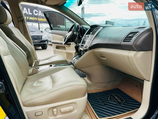Черный Лексус РХ, объемом двигателя 3.46 л и пробегом 180 тыс. км за 11300 $, фото 23 на Automoto.ua
