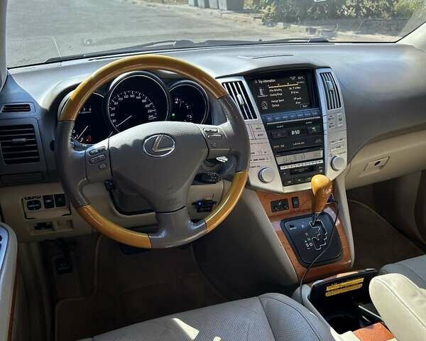 Черный Лексус РХ, объемом двигателя 3.46 л и пробегом 165 тыс. км за 13400 $, фото 19 на Automoto.ua