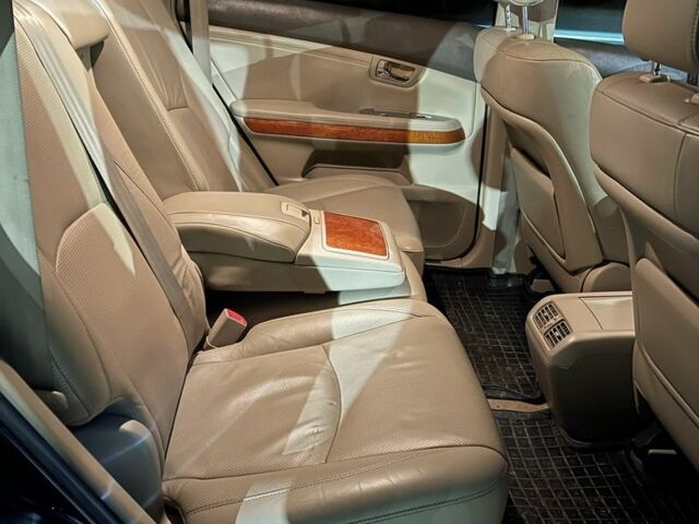 Черный Лексус РХ, объемом двигателя 3.5 л и пробегом 265 тыс. км за 10500 $, фото 5 на Automoto.ua