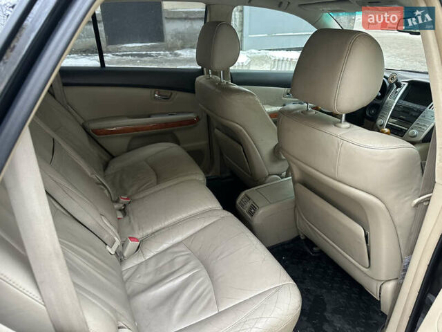 Черный Лексус РХ, объемом двигателя 3.31 л и пробегом 187 тыс. км за 11000 $, фото 9 на Automoto.ua