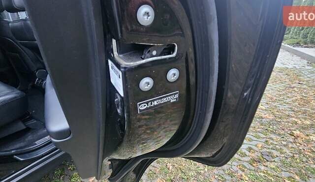 Чорний Лексус РХ, об'ємом двигуна 3.3 л та пробігом 163 тис. км за 12300 $, фото 62 на Automoto.ua