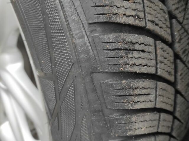 Черный Лексус РХ, объемом двигателя 3.5 л и пробегом 242 тыс. км за 9900 $, фото 8 на Automoto.ua