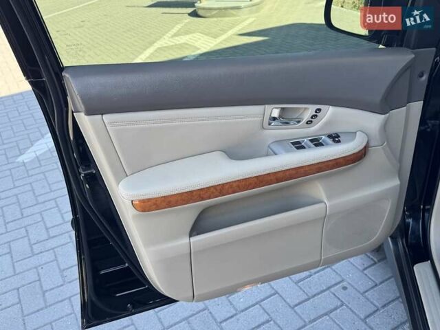 Черный Лексус РХ, объемом двигателя 3.5 л и пробегом 177 тыс. км за 11900 $, фото 20 на Automoto.ua