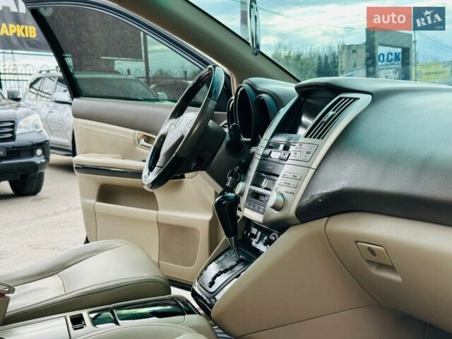 Черный Лексус РХ, объемом двигателя 3.46 л и пробегом 180 тыс. км за 11300 $, фото 24 на Automoto.ua