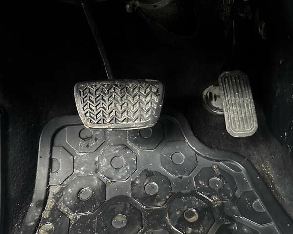 Черный Лексус РХ, объемом двигателя 3.46 л и пробегом 195 тыс. км за 11950 $, фото 139 на Automoto.ua