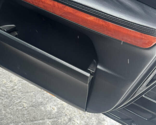 Черный Лексус РХ, объемом двигателя 3.46 л и пробегом 195 тыс. км за 11950 $, фото 118 на Automoto.ua