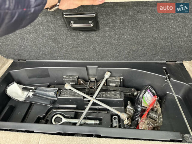 Чорний Лексус РХ, об'ємом двигуна 3.46 л та пробігом 227 тис. км за 12100 $, фото 54 на Automoto.ua