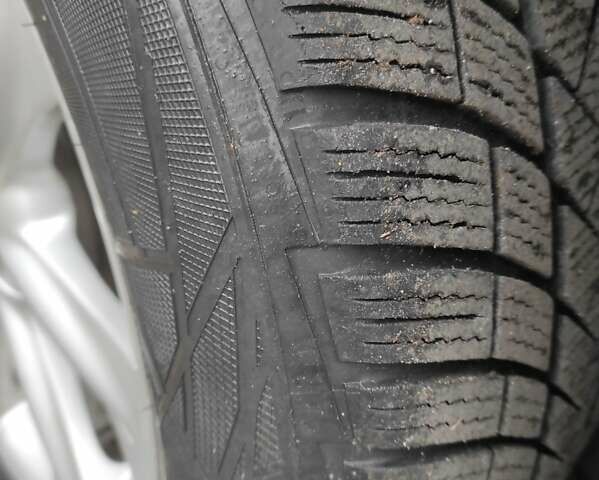 Черный Лексус РХ, объемом двигателя 3.5 л и пробегом 242 тыс. км за 10000 $, фото 21 на Automoto.ua