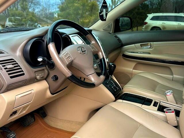 Черный Лексус РХ, объемом двигателя 3.5 л и пробегом 180 тыс. км за 12800 $, фото 9 на Automoto.ua