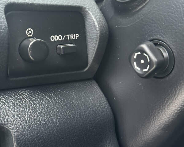 Черный Лексус РХ, объемом двигателя 3.46 л и пробегом 195 тыс. км за 11950 $, фото 152 на Automoto.ua