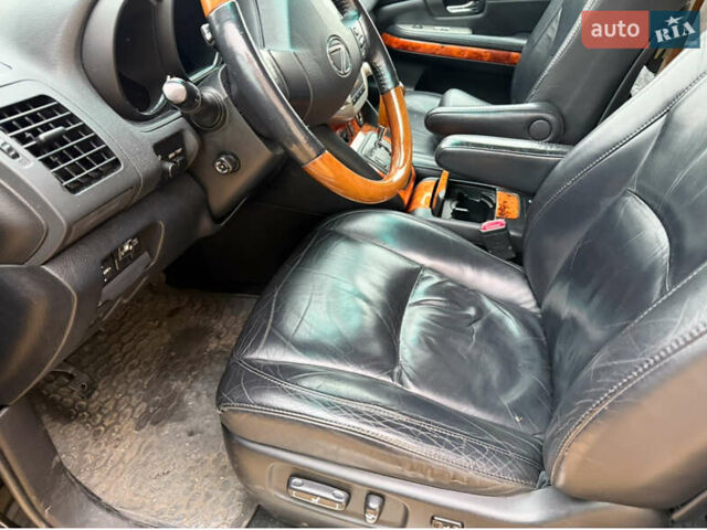 Черный Лексус РХ, объемом двигателя 3.46 л и пробегом 300 тыс. км за 7000 $, фото 3 на Automoto.ua