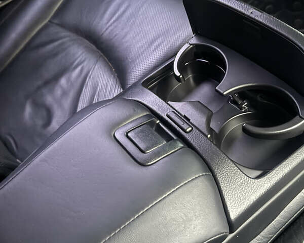 Черный Лексус РХ, объемом двигателя 3.46 л и пробегом 195 тыс. км за 11950 $, фото 97 на Automoto.ua