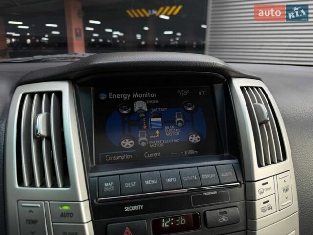 Черный Лексус РХ, объемом двигателя 3.3 л и пробегом 187 тыс. км за 11990 $, фото 24 на Automoto.ua