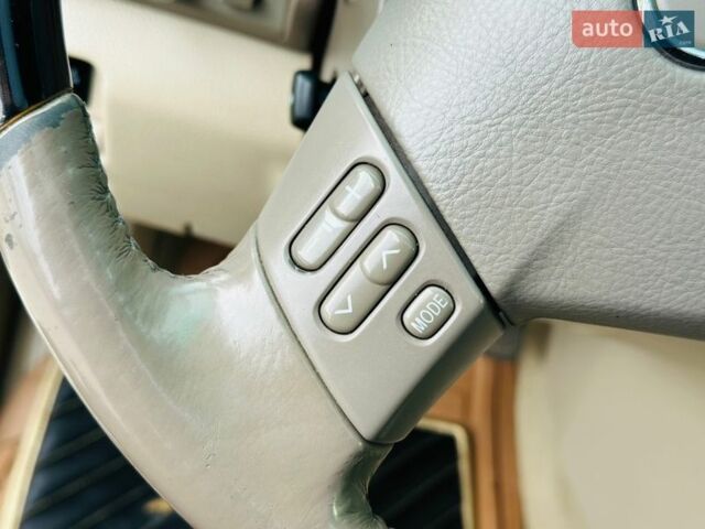 Черный Лексус РХ, объемом двигателя 3.46 л и пробегом 180 тыс. км за 11300 $, фото 29 на Automoto.ua