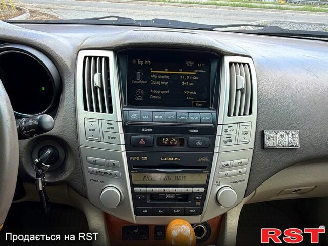 Черный Лексус РХ, объемом двигателя 3.5 л и пробегом 173 тыс. км за 11999 $, фото 10 на Automoto.ua