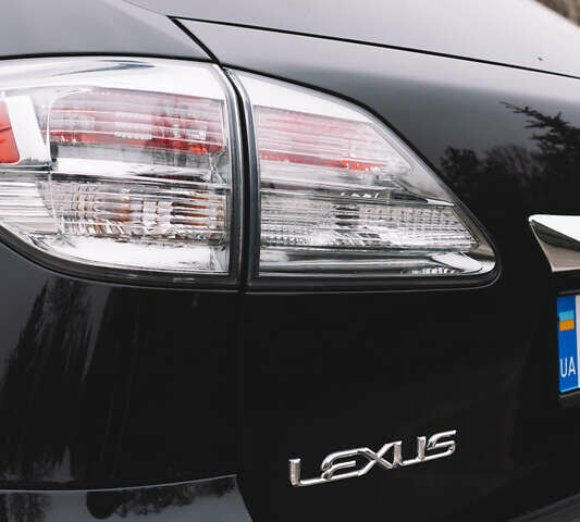 Черный Лексус РХ, объемом двигателя 3.46 л и пробегом 286 тыс. км за 17500 $, фото 35 на Automoto.ua