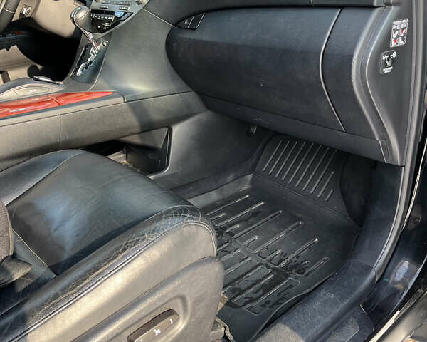 Черный Лексус РХ, объемом двигателя 3.46 л и пробегом 246 тыс. км за 15000 $, фото 16 на Automoto.ua