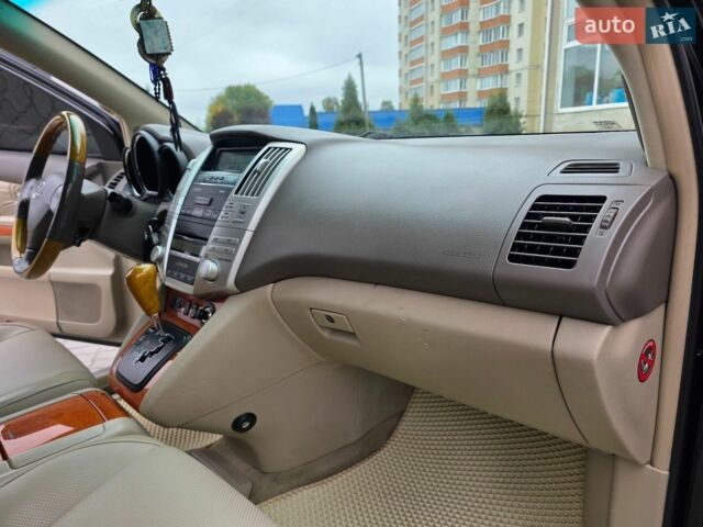 Черный Лексус РХ, объемом двигателя 3.5 л и пробегом 173 тыс. км за 9333 $, фото 44 на Automoto.ua
