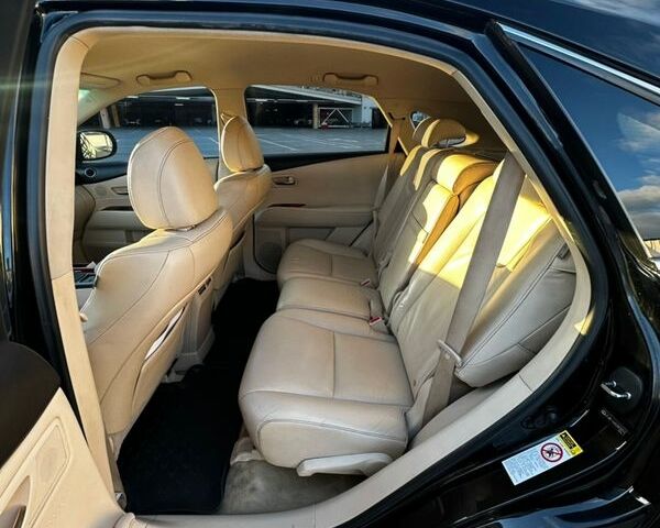 Черный Лексус РХ, объемом двигателя 3.46 л и пробегом 279 тыс. км за 15300 $, фото 12 на Automoto.ua