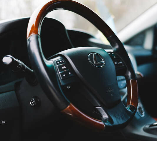 Черный Лексус РХ, объемом двигателя 3.46 л и пробегом 221 тыс. км за 17500 $, фото 12 на Automoto.ua