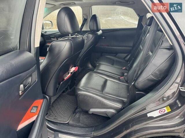 Черный Лексус РХ, объемом двигателя 3.46 л и пробегом 190 тыс. км за 16000 $, фото 1 на Automoto.ua