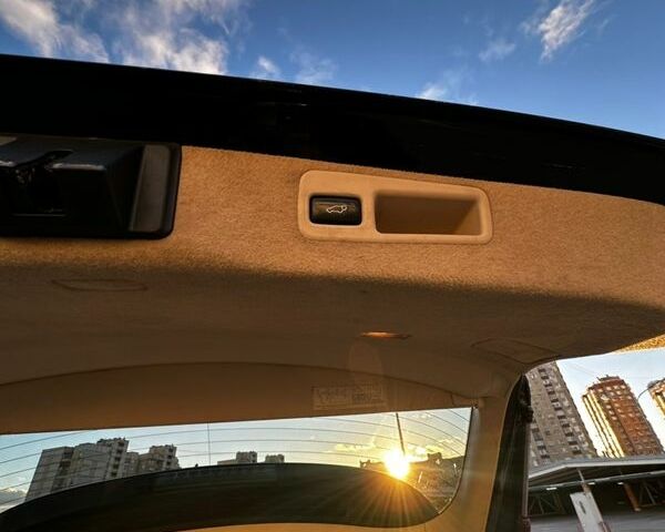 Черный Лексус РХ, объемом двигателя 3.46 л и пробегом 279 тыс. км за 15300 $, фото 15 на Automoto.ua