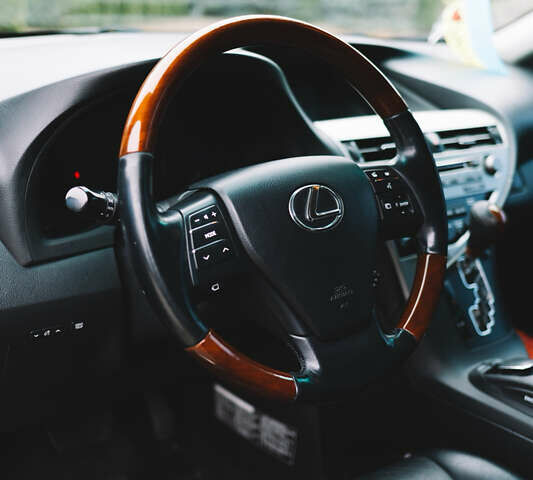 Черный Лексус РХ, объемом двигателя 3.46 л и пробегом 286 тыс. км за 17500 $, фото 16 на Automoto.ua