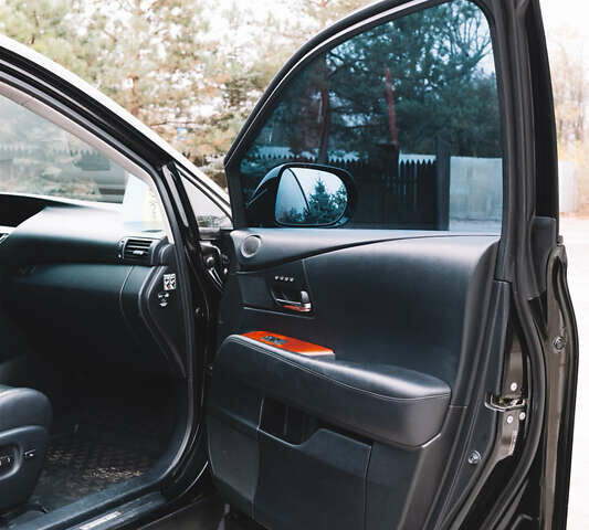 Черный Лексус РХ, объемом двигателя 3.46 л и пробегом 221 тыс. км за 17500 $, фото 33 на Automoto.ua