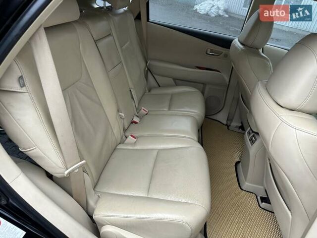 Чорний Лексус РХ, об'ємом двигуна 3.46 л та пробігом 326 тис. км за 14790 $, фото 37 на Automoto.ua