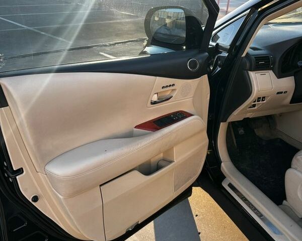 Черный Лексус РХ, объемом двигателя 3.46 л и пробегом 279 тыс. км за 15300 $, фото 9 на Automoto.ua