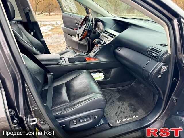Черный Лексус РХ, объемом двигателя 3.5 л и пробегом 15 тыс. км за 15000 $, фото 3 на Automoto.ua
