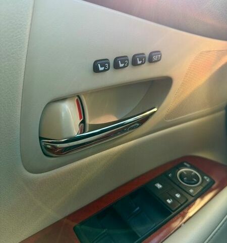 Черный Лексус РХ, объемом двигателя 3.5 л и пробегом 105 тыс. км за 16500 $, фото 8 на Automoto.ua