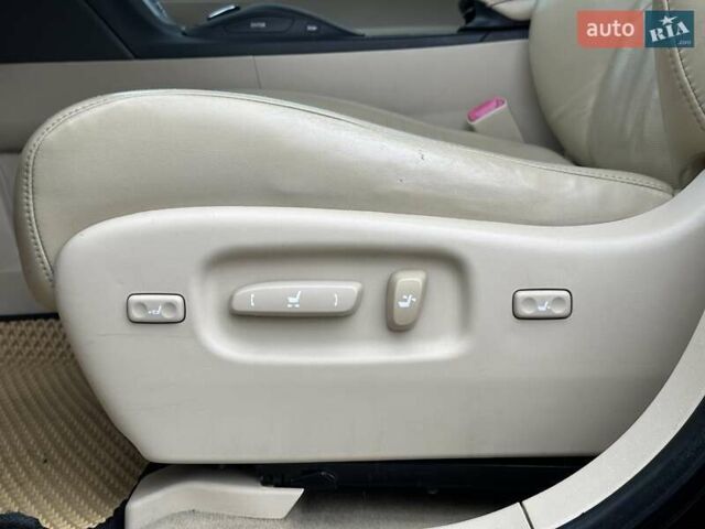 Чорний Лексус РХ, об'ємом двигуна 3.46 л та пробігом 326 тис. км за 15990 $, фото 21 на Automoto.ua