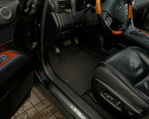 Черный Лексус РХ, объемом двигателя 3.5 л и пробегом 200 тыс. км за 16500 $, фото 12 на Automoto.ua