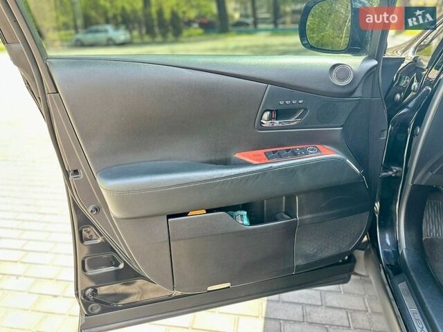 Черный Лексус РХ, объемом двигателя 3.46 л и пробегом 170 тыс. км за 17999 $, фото 21 на Automoto.ua