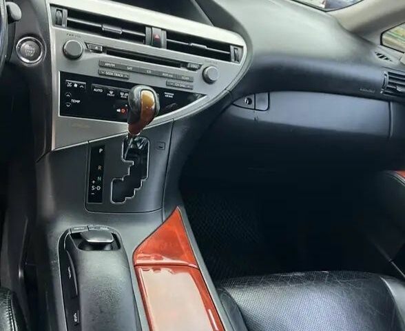 Чорний Лексус РХ, об'ємом двигуна 3.5 л та пробігом 210 тис. км за 15000 $, фото 16 на Automoto.ua