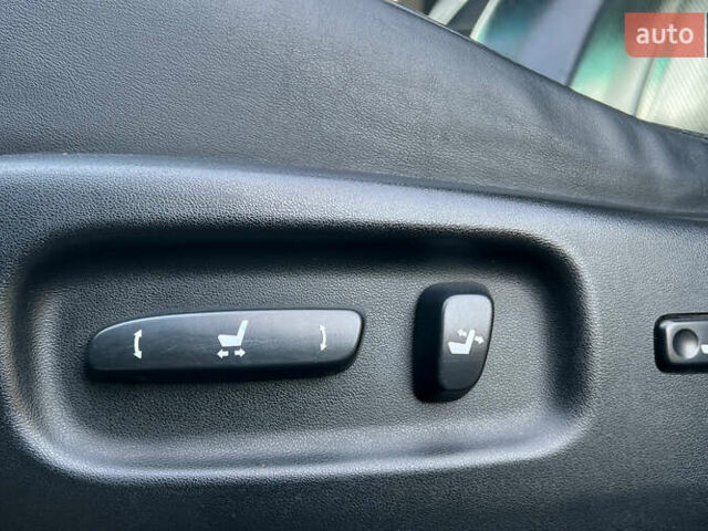 Черный Лексус РХ, объемом двигателя 3.5 л и пробегом 122 тыс. км за 15200 $, фото 17 на Automoto.ua