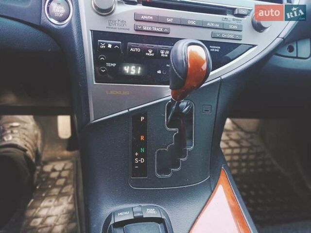 Черный Лексус РХ, объемом двигателя 3.46 л и пробегом 210 тыс. км за 16000 $, фото 53 на Automoto.ua