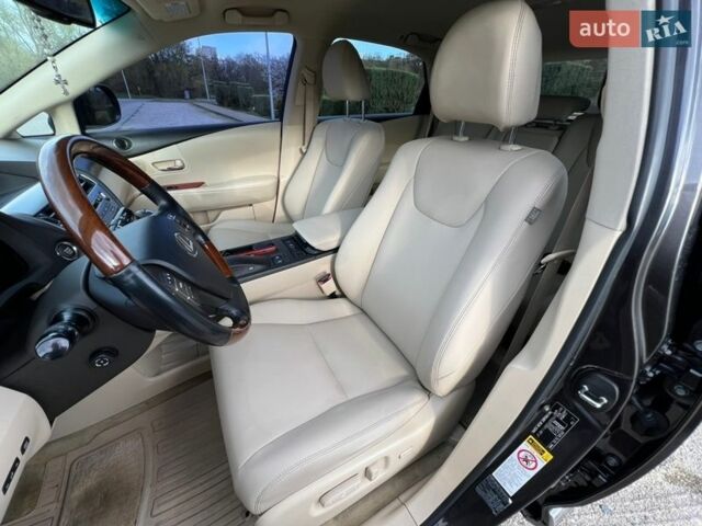 Черный Лексус РХ, объемом двигателя 3.46 л и пробегом 291 тыс. км за 16900 $, фото 27 на Automoto.ua