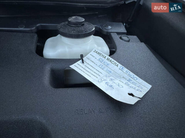 Черный Лексус РХ, объемом двигателя 3.5 л и пробегом 136 тыс. км за 17400 $, фото 68 на Automoto.ua