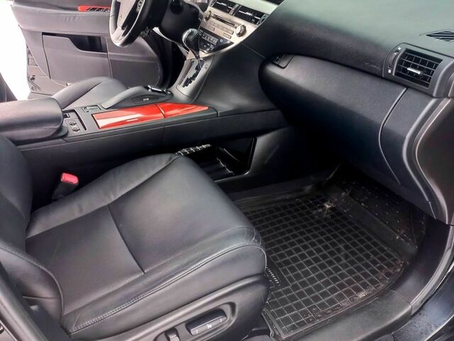 Черный Лексус РХ, объемом двигателя 3.5 л и пробегом 23200 тыс. км за 15500 $, фото 6 на Automoto.ua