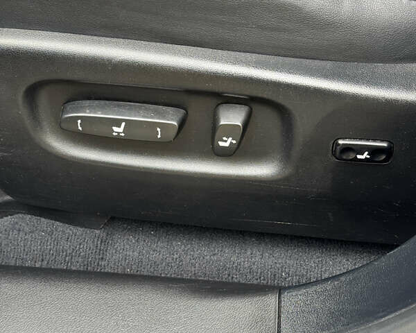 Лексус РХ 2010 в Киеве на Automoto.ua Черный Лексус РХ, объемом двигателя 3.46 л и пробегом 214 тыс. км за 14999 $, фото 17 на Automoto.ua