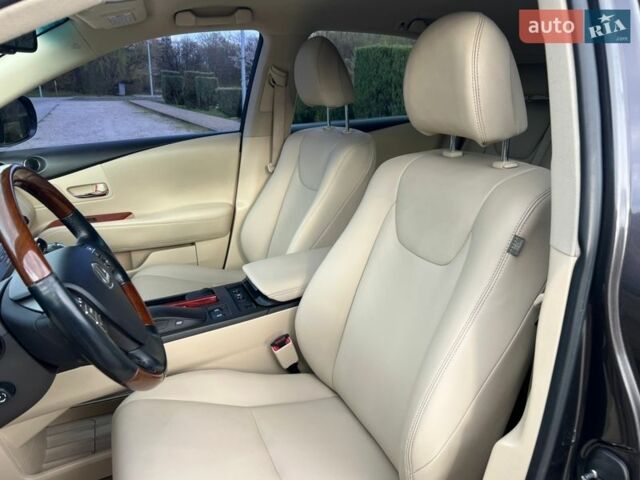 Черный Лексус РХ, объемом двигателя 3.46 л и пробегом 291 тыс. км за 16900 $, фото 20 на Automoto.ua