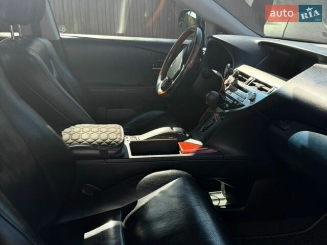 Черный Лексус РХ, объемом двигателя 3.46 л и пробегом 260 тыс. км за 17000 $, фото 9 на Automoto.ua