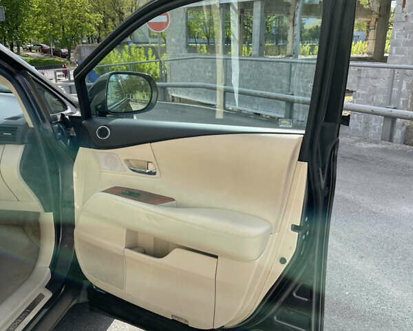 Чорний Лексус РХ, об'ємом двигуна 3.5 л та пробігом 190 тис. км за 16800 $, фото 24 на Automoto.ua