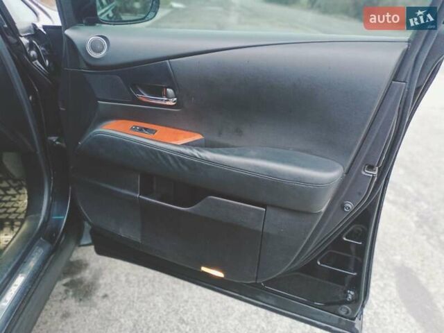 Черный Лексус РХ, объемом двигателя 3.46 л и пробегом 210 тыс. км за 18000 $, фото 31 на Automoto.ua
