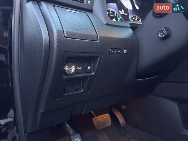 Черный Лексус РХ, объемом двигателя 3.5 л и пробегом 136 тыс. км за 17400 $, фото 55 на Automoto.ua