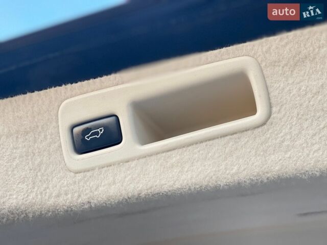 Черный Лексус РХ, объемом двигателя 3.5 л и пробегом 180 тыс. км за 15700 $, фото 33 на Automoto.ua