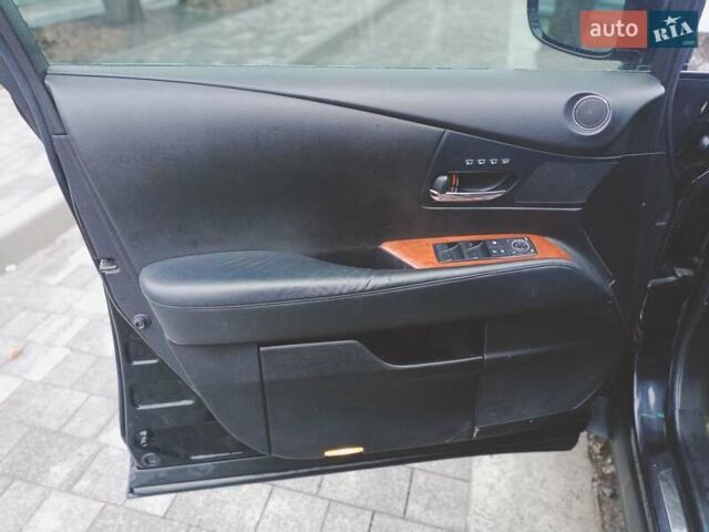 Черный Лексус РХ, объемом двигателя 3.46 л и пробегом 210 тыс. км за 18000 $, фото 33 на Automoto.ua