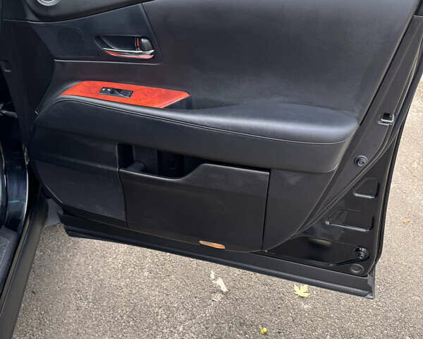 Лексус РХ 2010 в Киеве на Automoto.ua Черный Лексус РХ, объемом двигателя 3.46 л и пробегом 214 тыс. км за 14999 $, фото 31 на Automoto.ua